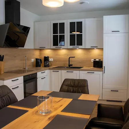 Schlossallee Ruegen - 29 Vakantiehuis *